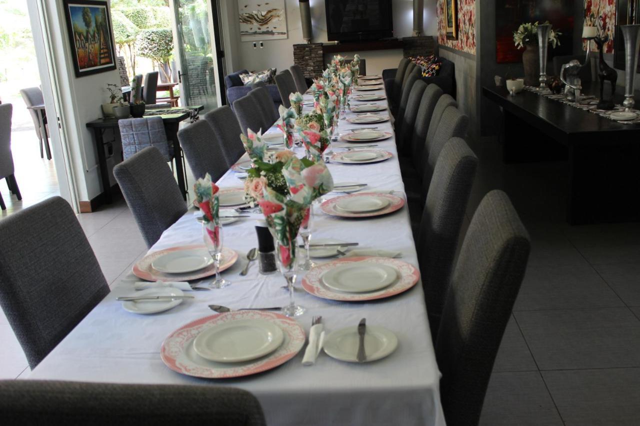 Ecolux Boutique Hotel Komatipoort Bagian luar foto