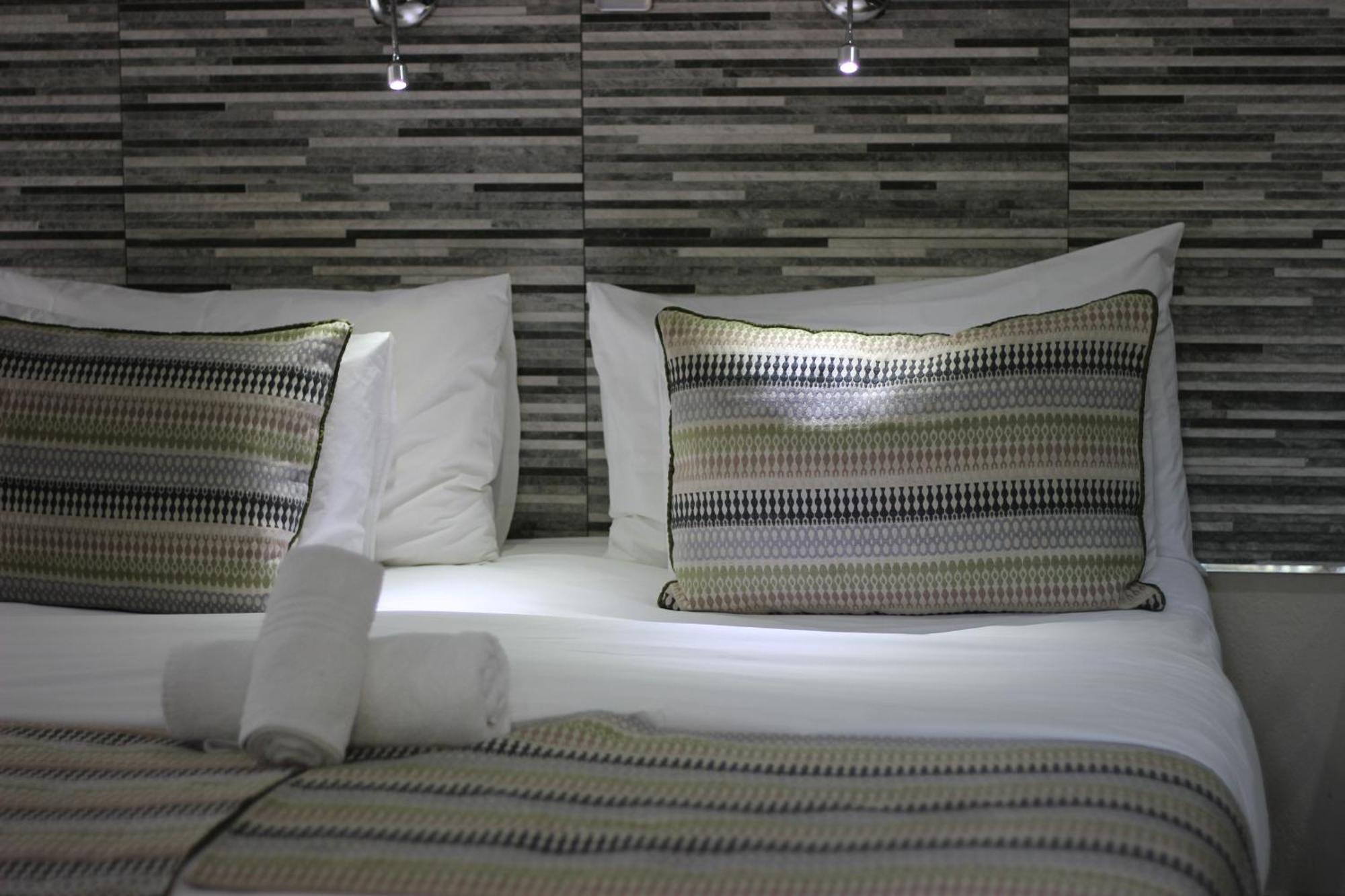 Ecolux Boutique Hotel Komatipoort Bagian luar foto