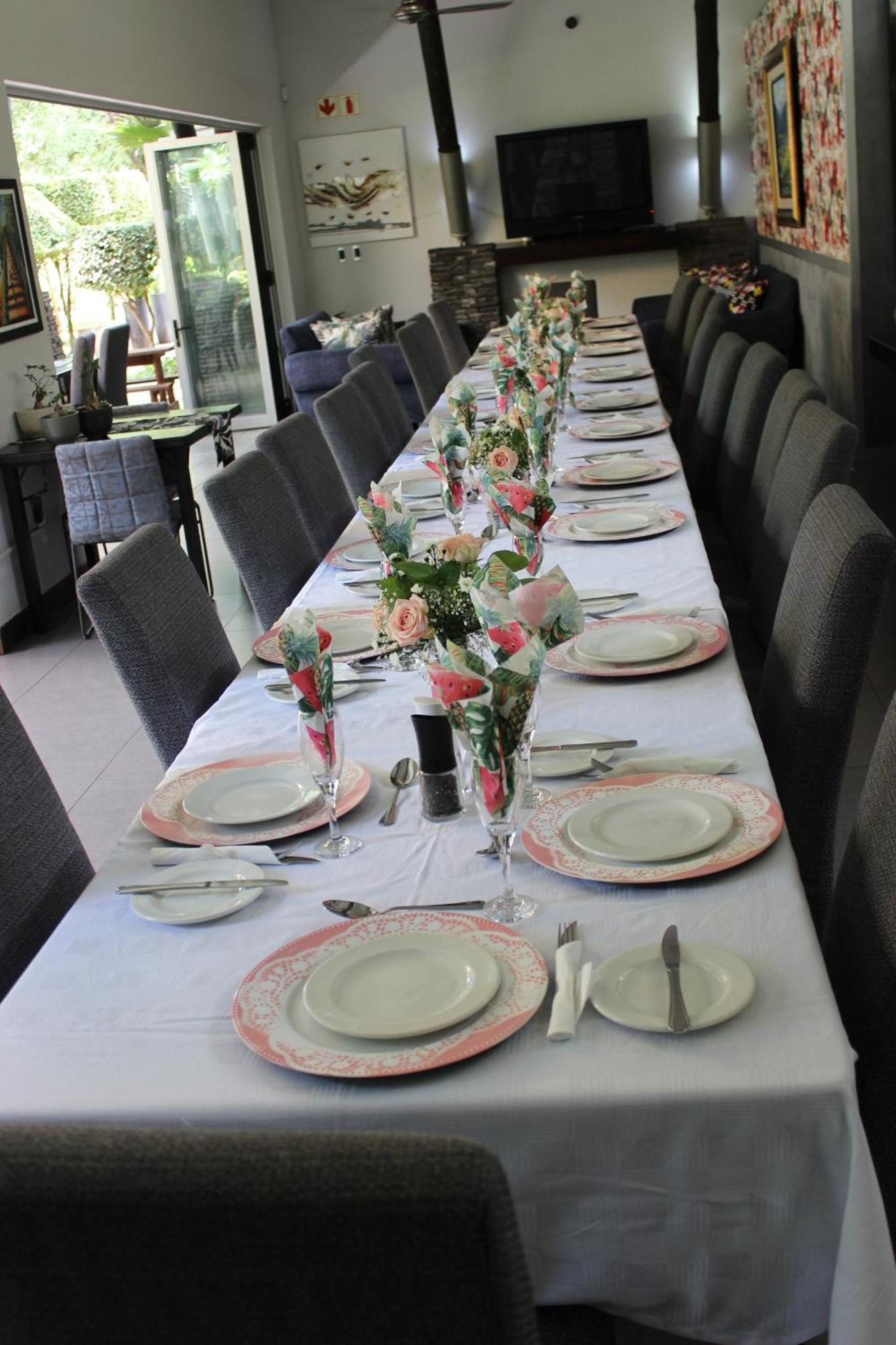 Ecolux Boutique Hotel Komatipoort Bagian luar foto
