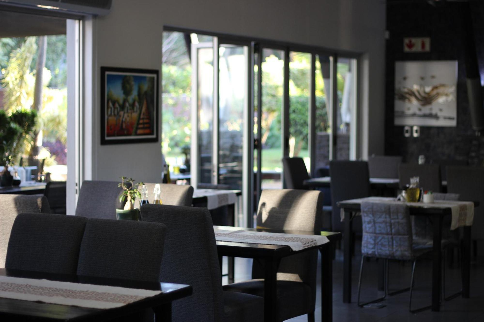 Ecolux Boutique Hotel Komatipoort Bagian luar foto